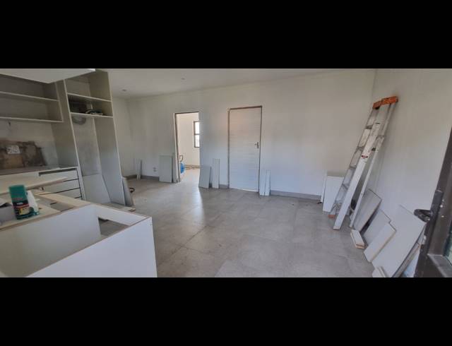 2 BEDROOM APARTMENT TO LET IN GLENWOOD